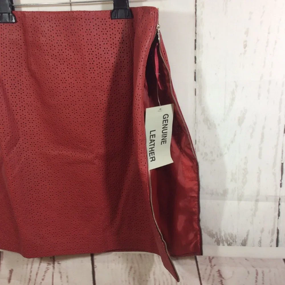 Vintage Bagatelle Red Leather Eyelet Pencil Skirt Side Zip‎ Lined Size 10